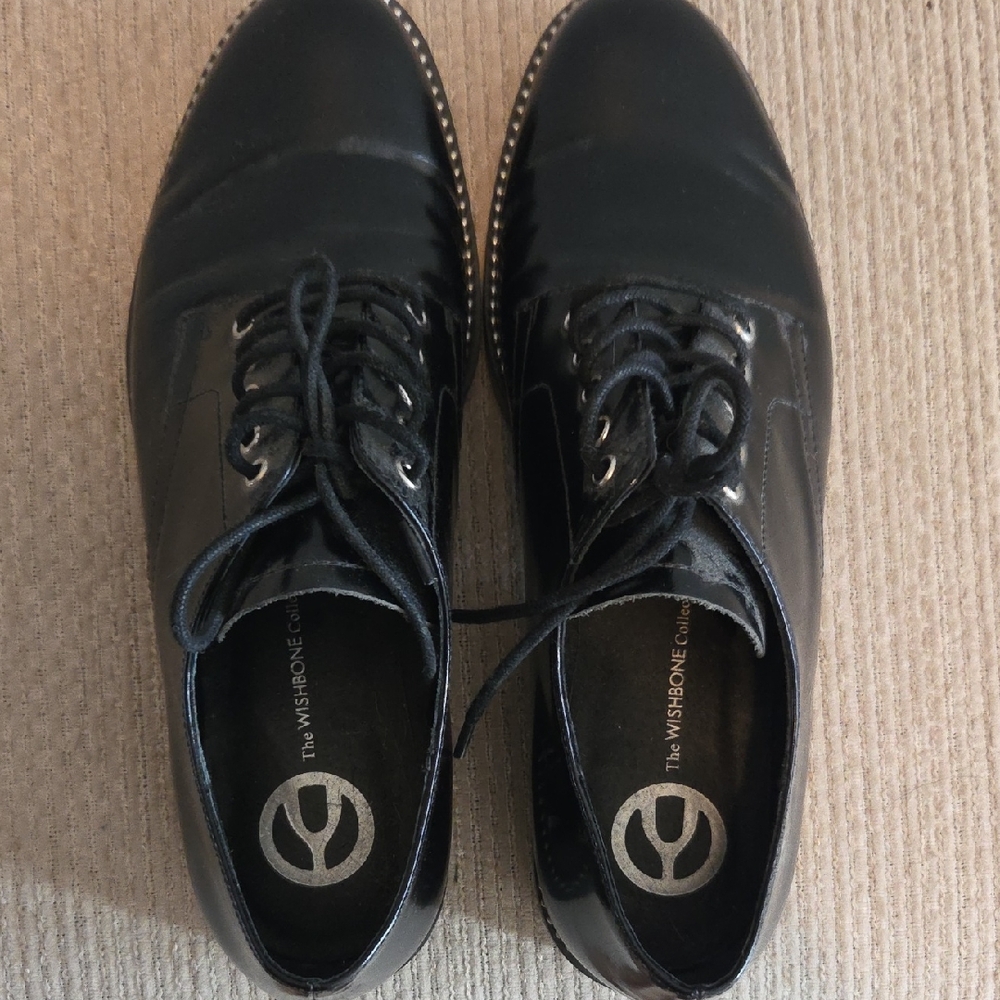 Womens Wishbone Loafers